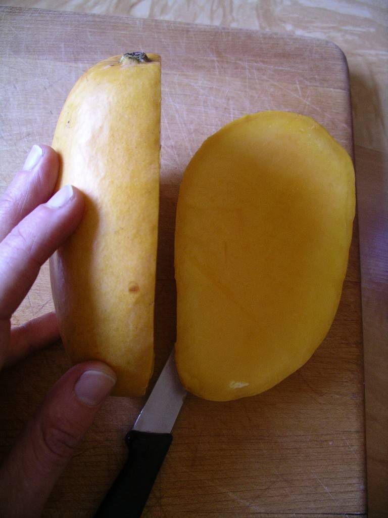 Mango: Cut Side Off