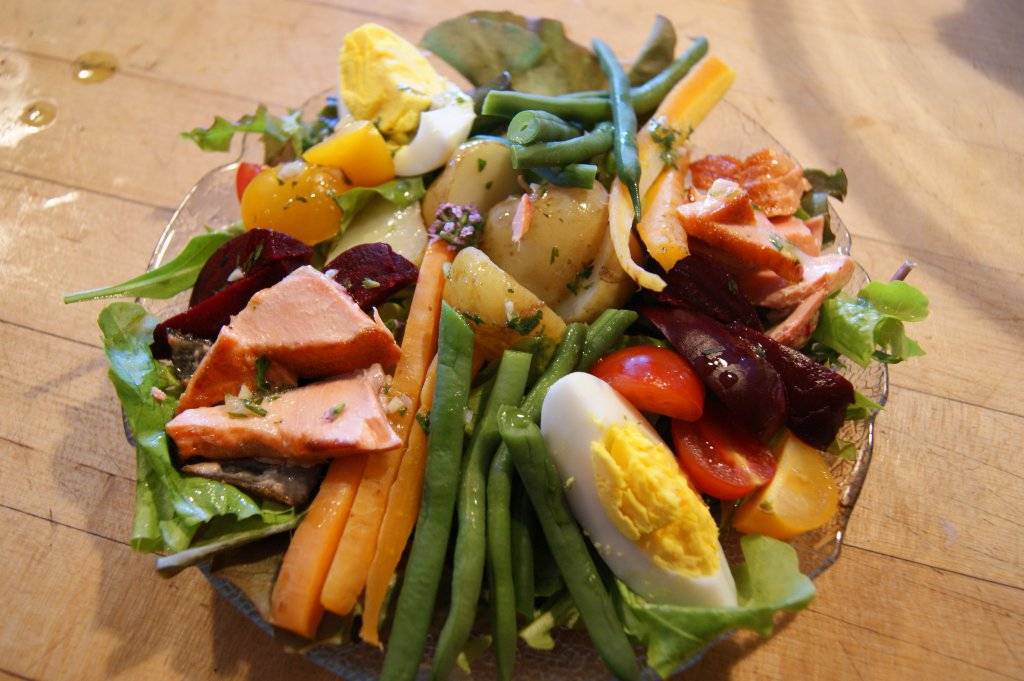 Salmon Nicoise Salad Lunchbox