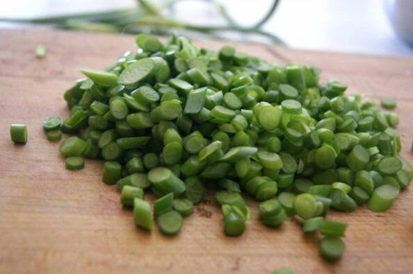 cut garlic scapes