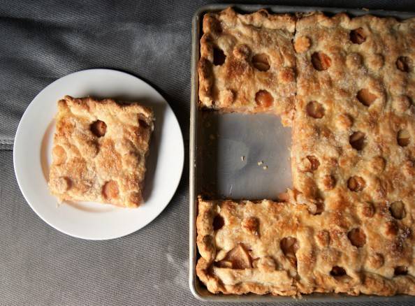 piece of quince slab pie